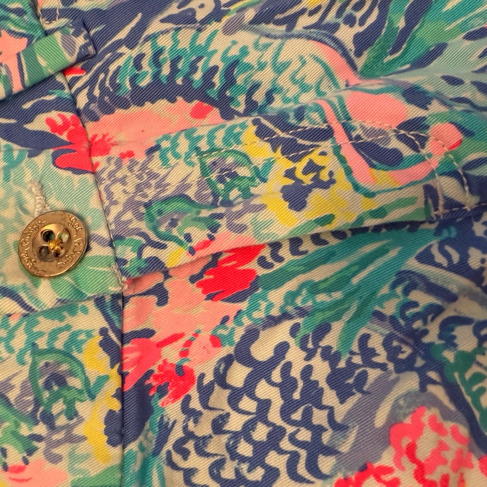 Lilly Pulitzer Mermaid Cove Shorts Size 4 - Picture 2 of 5